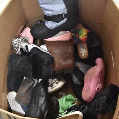 G Lot 74: Lot of Kid Shoes-Lots of Girls Sz 13