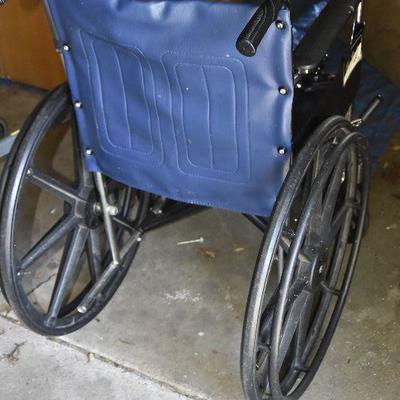 G Lot 75: Wheel Chair & Walker