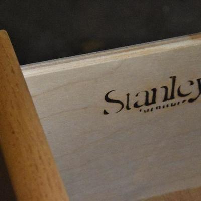 G Lot 77: Pair Stanley Dressers