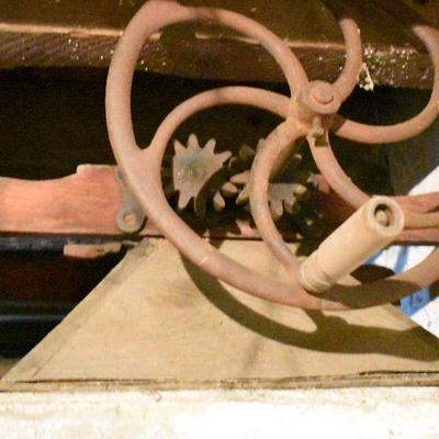 B Lot 16 Back  Basement:  Vintage Wine Press
