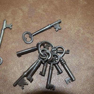 D Lot Diningroom:  Skeleton Keys and More