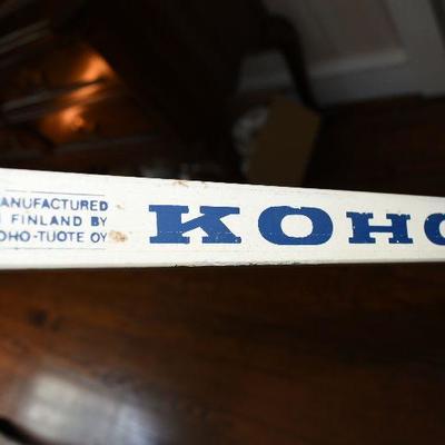 D Lot Diningroom: Autographed Hockey Sticks
