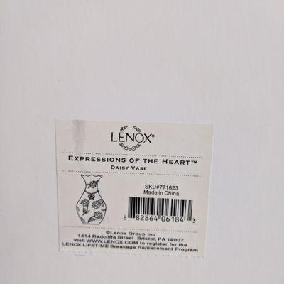 Lenox Daisy Vase