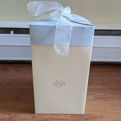 Lenox Daisy Vase
