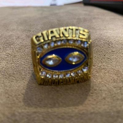 New York Giants Lawrence Taylor Replica Championship Ring NEW