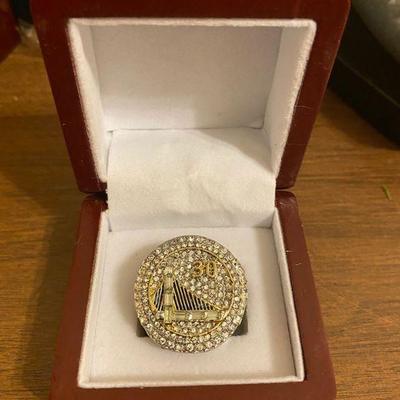 Golden State Warriors NBA replica Championship ring