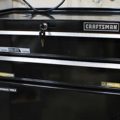 Lot 78: Black Craftsmanâ„¢ Toolbox w/ Bottom Storage Cabinet (w Keys and Magnetic Identification Labels)