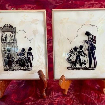 LOT 20  VINTAGE PAIR OF SILHOUETTES CHILDREN PUPPETS MARIONETTE