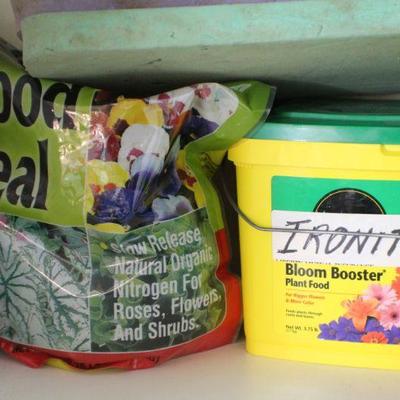 Lot 146: Assorted Garden Essentials (mostly fully items)
