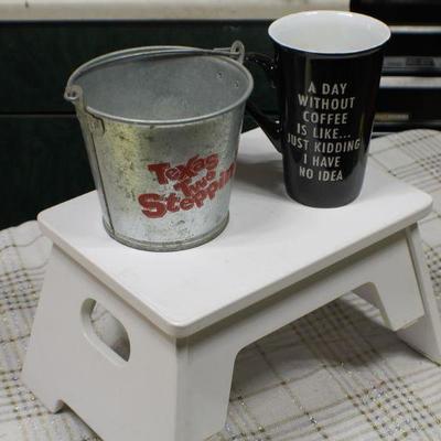 Lot 147: White Wood Stool w/ Funny Coffee Cup (Morning) and TEXAS Budweiser Ice Bucket (Night)