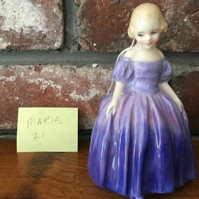 Royal Doulton Figurine Marie Vintage HN 1370 England 21