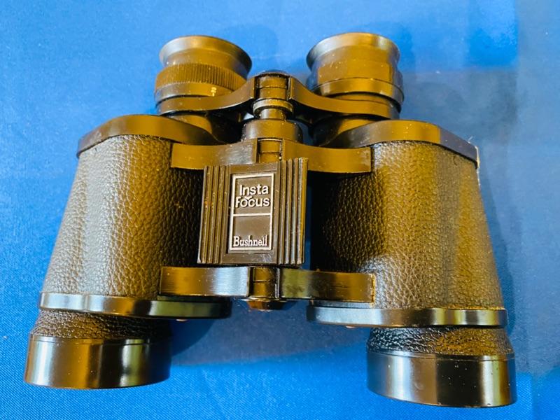 Instafocus Bushnell Binoculars