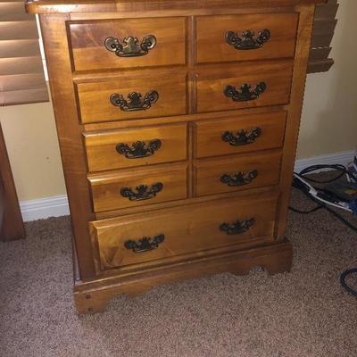 Maple 3 drawer nightstand 