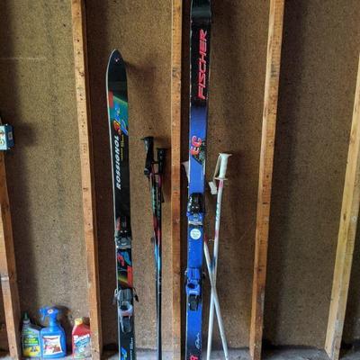 Men's and Women's Ski Set with Poles