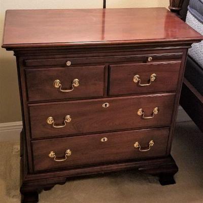 Lot #12  Nice Lot of Two Matching STRATTON nightstands with drawers - beautiful!
