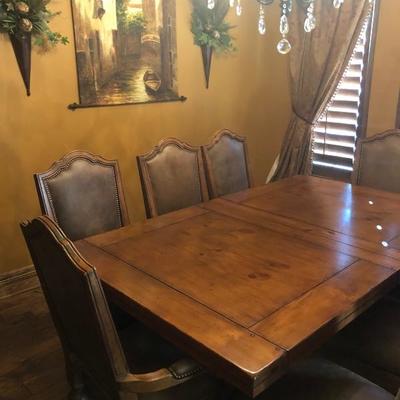 IMMACULATE SUSSAN HEAVY DINING SET 