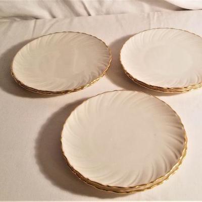 Lot #23  Set of 6 Lenox saucers/dessert plates with gold rim