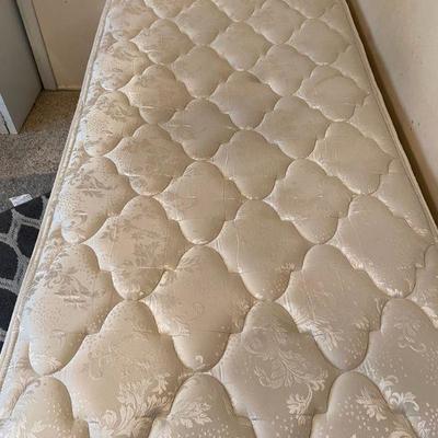Twin Size Bed mattress and boxsprings with Frame