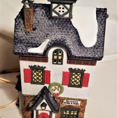 Lot #32  Pair of Dept. 56 Dickens Village houses with 2 accessories