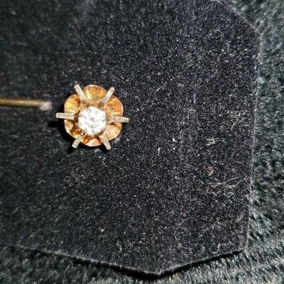 14K and Diamond Pin