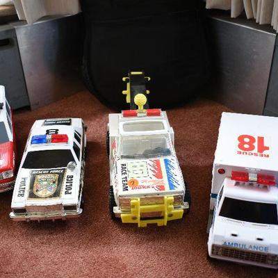 O Lot 7:  Toy Trucks