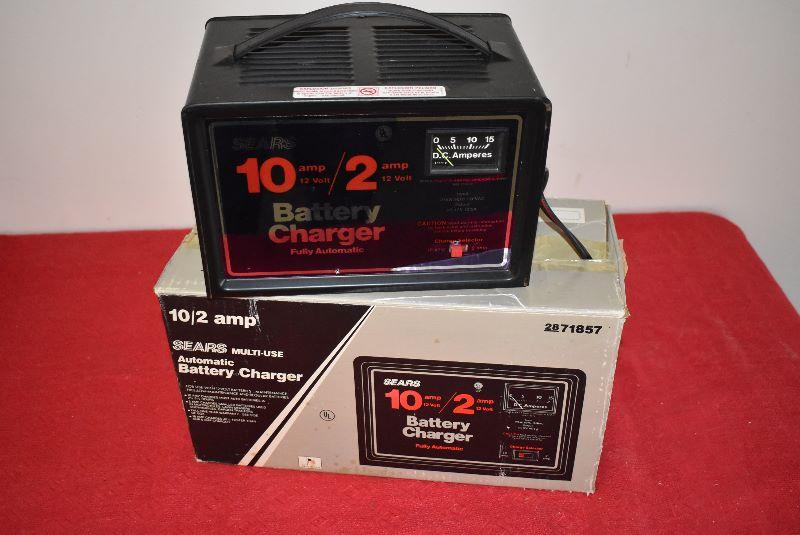 Lot 917, Sears Craftsman Battery Charger 10/2 amp Item2871857