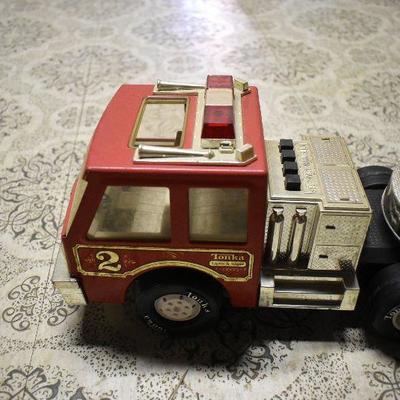 Lot 119: Vintage Tonka Fire Truck | EstateSales.org