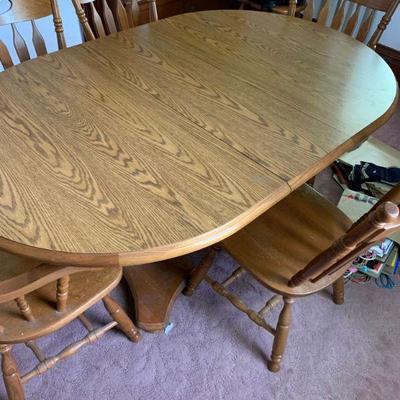 Oak Dinning table / chairs / leaf
