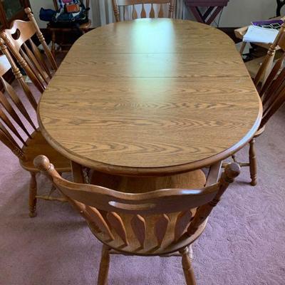 Oak Dinning table / chairs / leaf