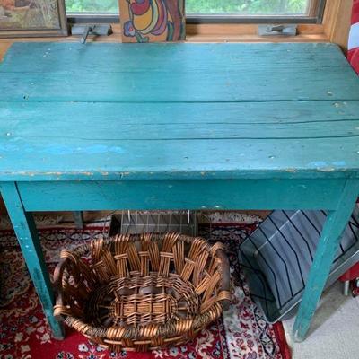 Country craft table, shabby chic