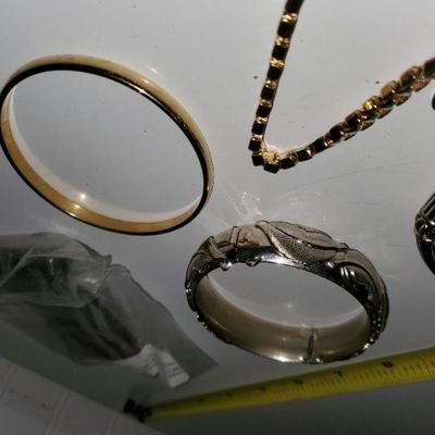 Bracelet Lot