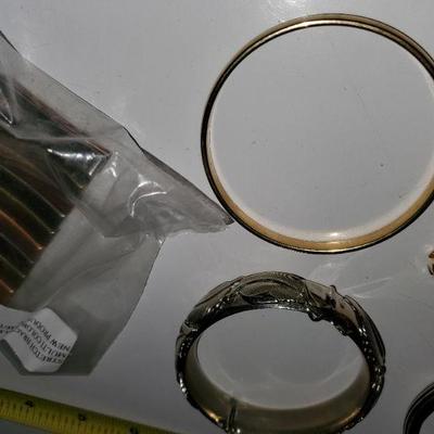 Bracelet Lot