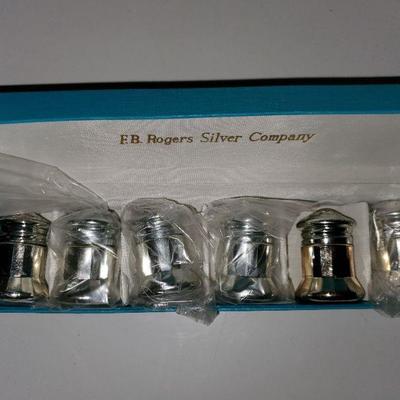 6 mini Shakers