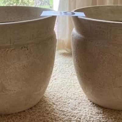 LOT#39: Two Ceramic Pots