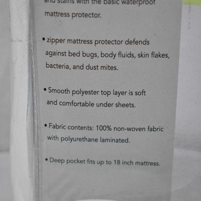 King Size Mattress Protector: Washable Bed Bug Blocker Zippered Cover - New