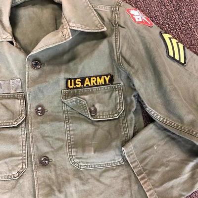 Vintage US Army fatigues, men’s small | EstateSales.org