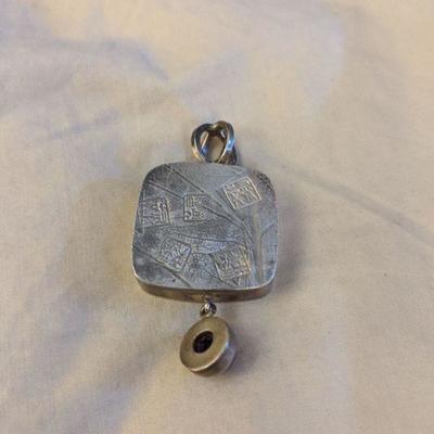 nice sterling silver pendant 