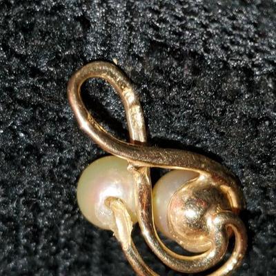 14k Pearl Pendant