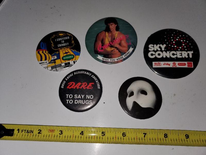 Collectors Pins Estatesales Org Collectors Pins Estatesales Org