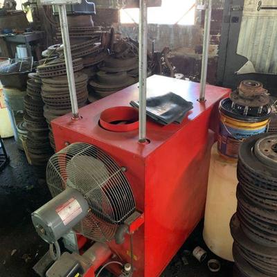Used oil heater / never used MSRP $4500