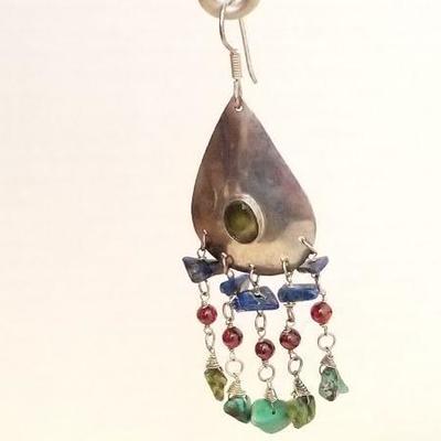 Bold dangle earings 