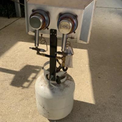Mr. heater propane heater With propane tank Lot 2642