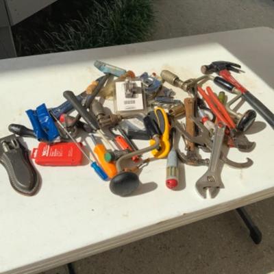 Assorted tools lot 2677