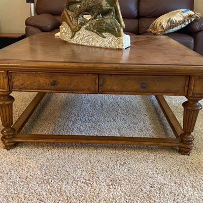 Large Tommy Bahama Home Coffee Table Island Estate Collection