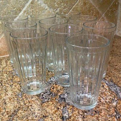 Set of 10 Clear Drinking Glasses