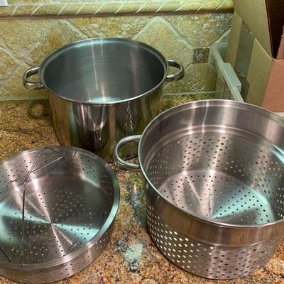 Stock Pot with Drainer Insert and Steamer Basket *No Lid*