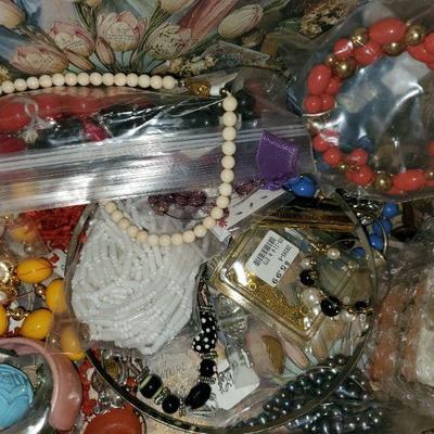 Floral Box with Jewelry inside