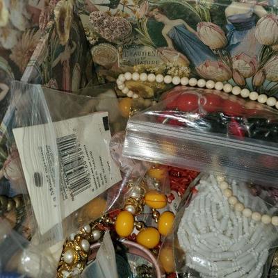 Floral Box with Jewelry inside