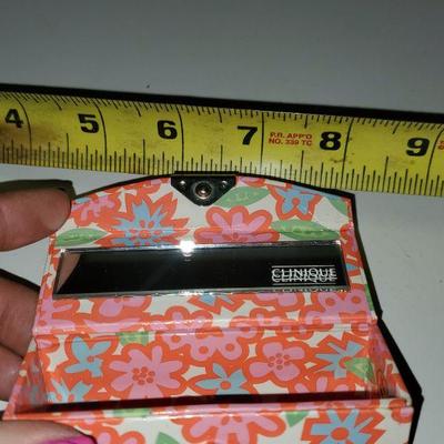 2 Lipstick Cases
