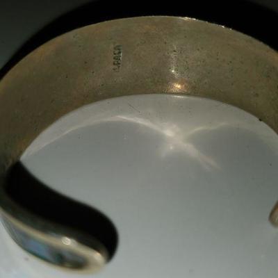 Floral Bangke Bracelet 